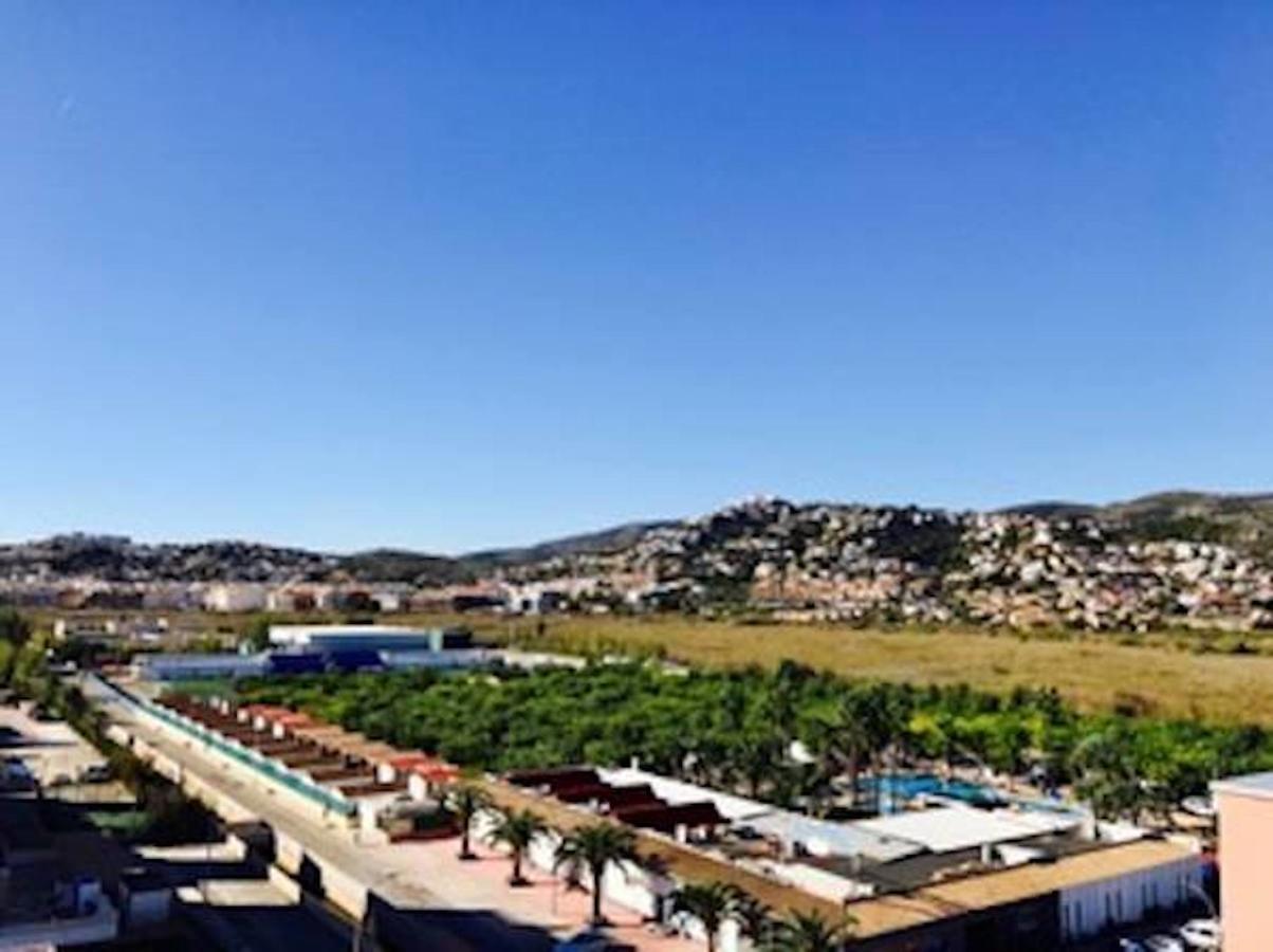 Apartamentos Deluxe Pompeya 2 Peniscola Bagian luar foto