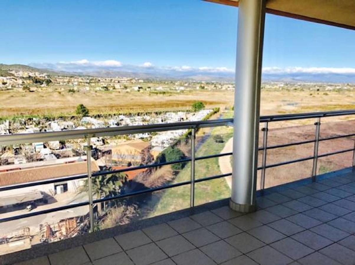 Apartamentos Deluxe Pompeya 2 Peniscola Bagian luar foto