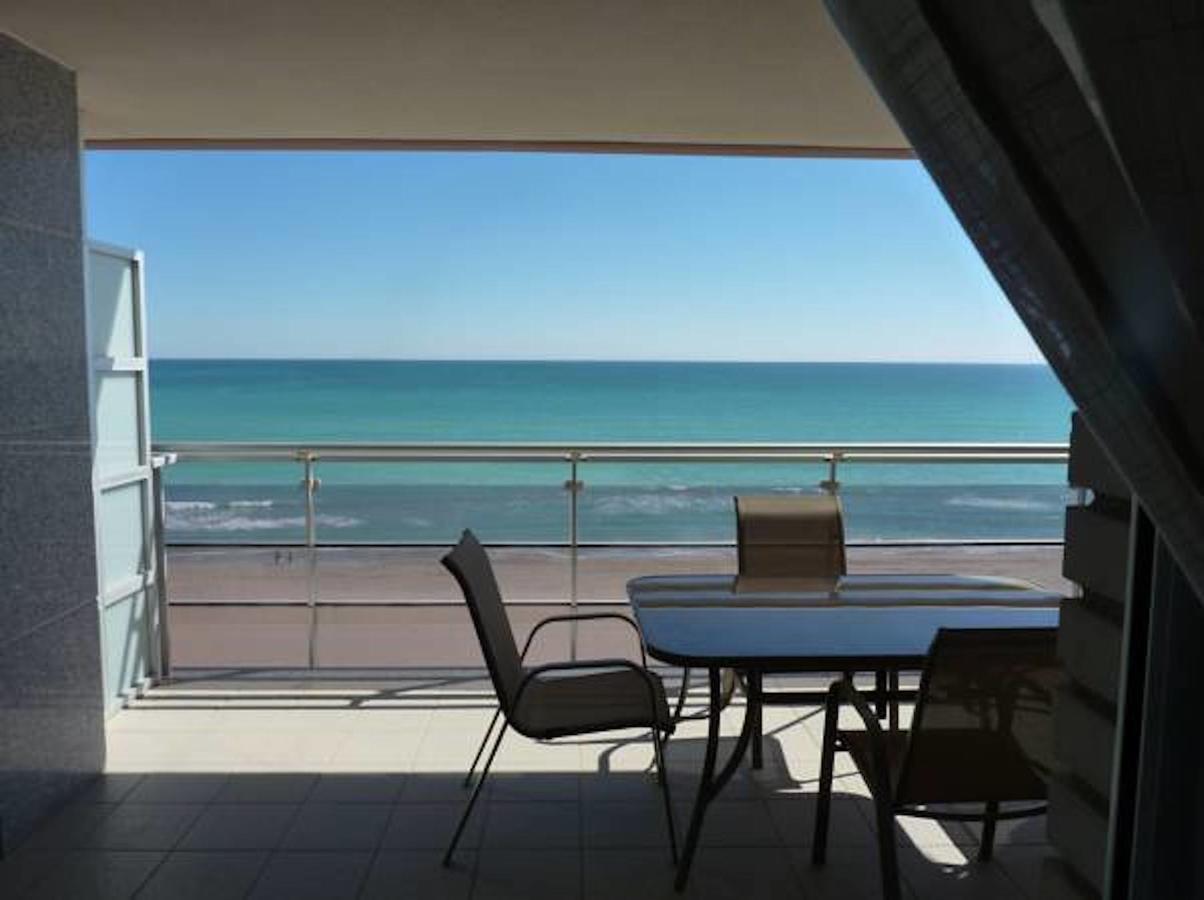 Apartamentos Deluxe Pompeya 2 Peniscola Bagian luar foto