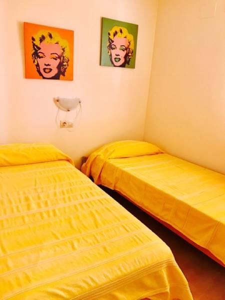Apartamentos Deluxe Pompeya 2 Peniscola Bagian luar foto